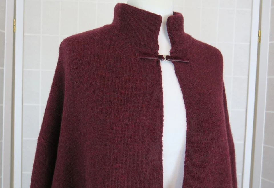 Chiaramente Cape Cardigan Size M Burgundy Wool Blend Designer Made In Italy - Image 3 of 4
