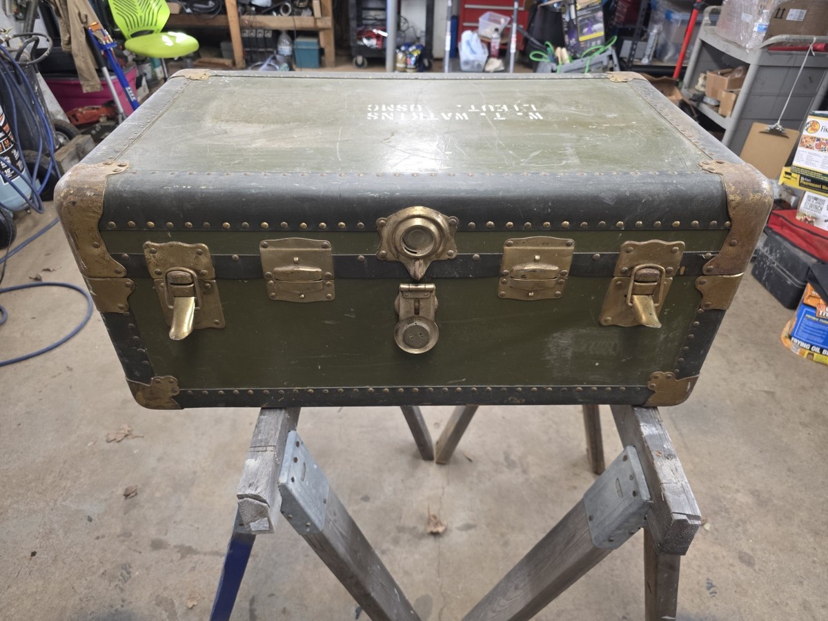 Vintage US Army Military USMC Transport Foot Locker Trunk Chest
