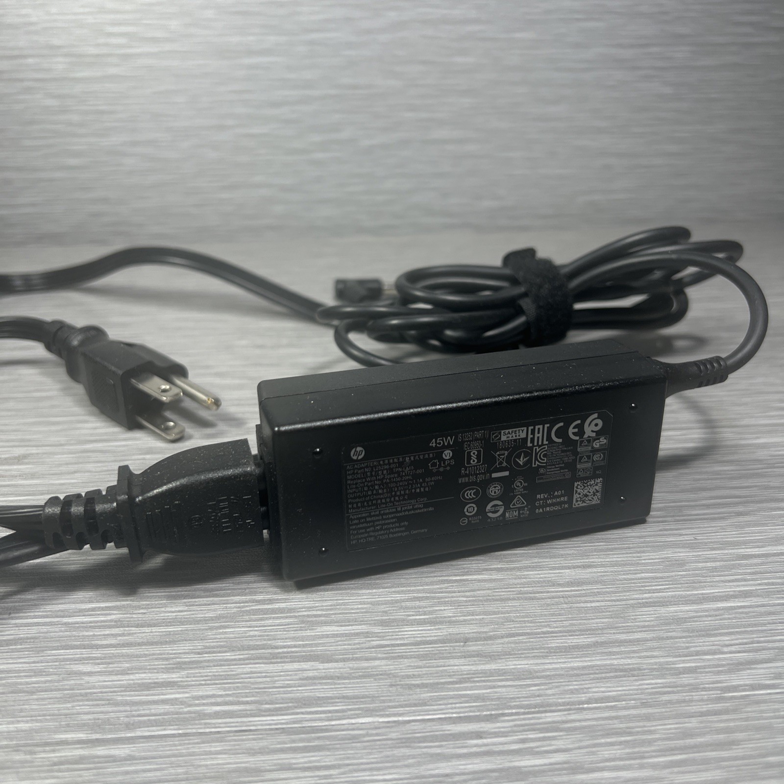 19.5v 2.31a Tpn-la15 Hstnn-la40 741727-001