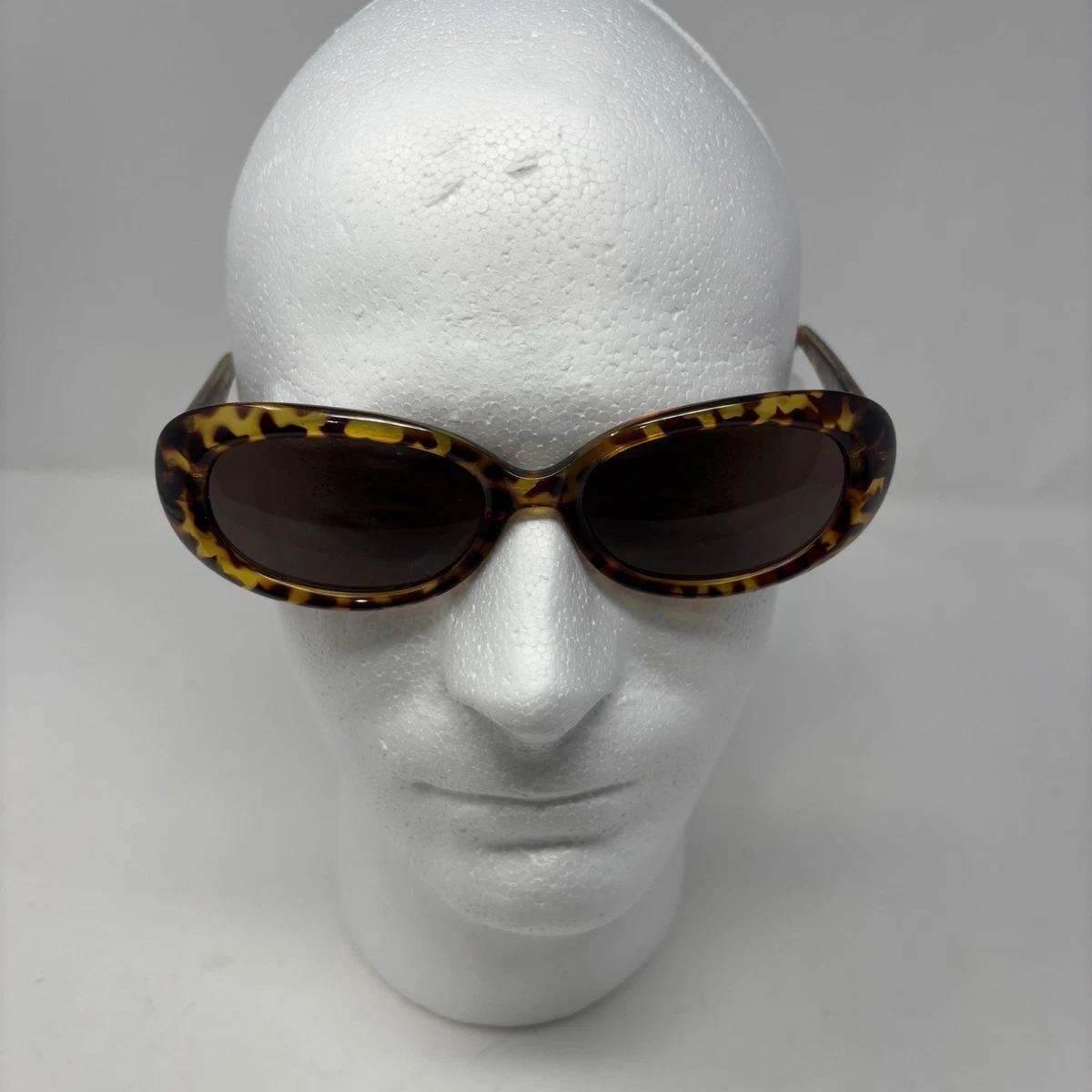 Geoffrey Beene black oval sunglasses slight cat eye shape like Like triomphe Geoffrey Beene Original Vintage Sunglasses for sale | eBay main image 2