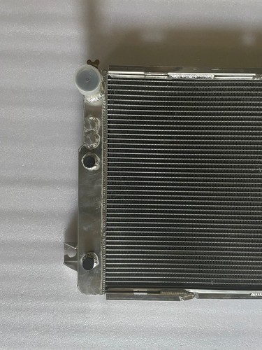 Fit BMW 7 E23 728/730; 725/732/733/735 i M30 AT 1977-1986 aluminum radiator - Picture 5 of 5