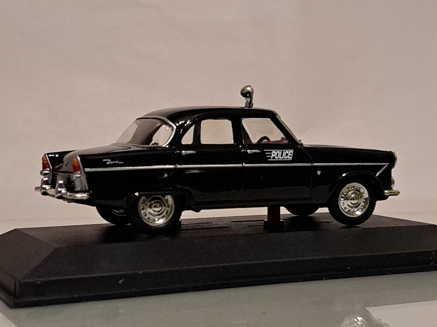 Picture 6 of 12