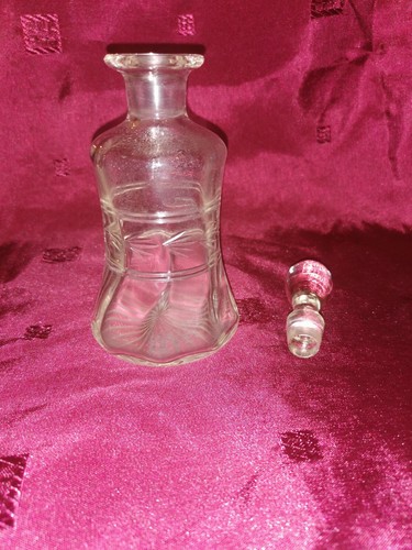 Victorian Cut Glass Ladies Dressing Table Set, Decanters & Jars With Lid - Picture 8 of 12