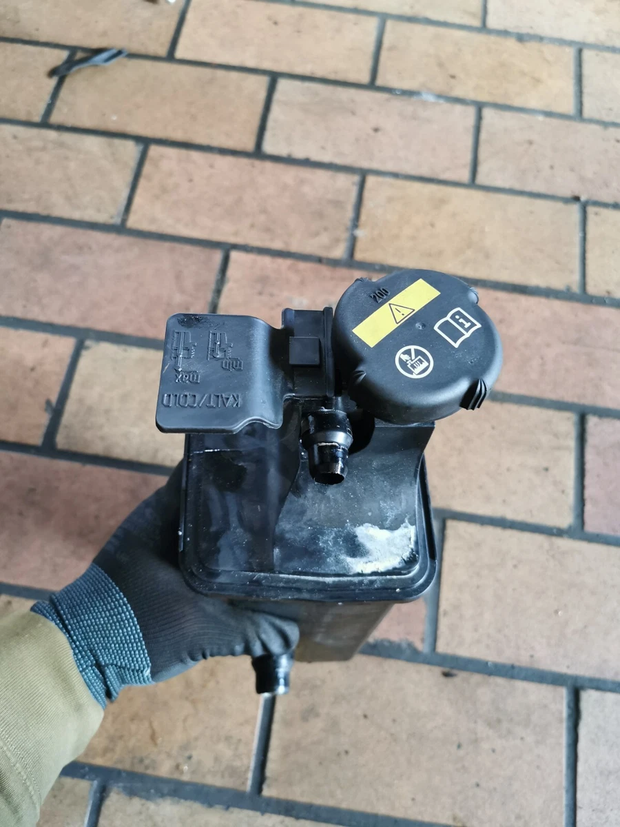 BMW 320i 325i 330i E46 Expansion Tank, Coolant Reservoir Mahle 