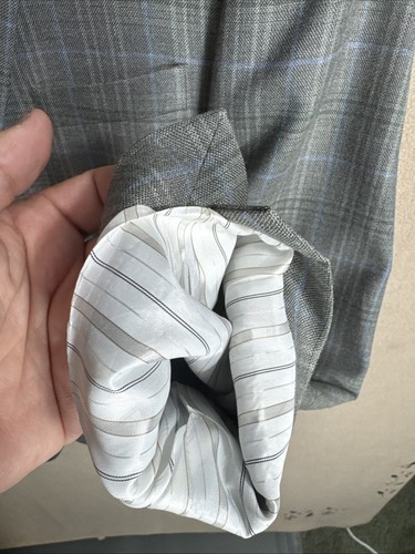 Jos A Bank Reserve Mens 43R Wool Silk Gray Tartan Blue Decor Tailored Fit 2 BTN - Picture 7 of 14