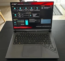 ASUS ROG Strix G16 2023 (Core i9-13980HX 32GB RAM RTX4070 16''QHD 240Hz 1TB SSD)