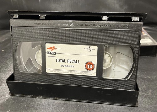 Arnold Schwarzenegger vhs Collection X 3 Box Set - Foto 12 di 13