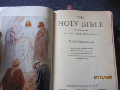 Holy Bible with Helps by Thomas Nelson & Sons Printed 1952 - Picture 3 of 13