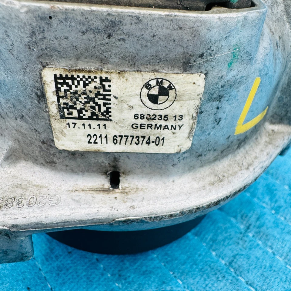 2012–2014 BMW 650i Xdrive 4.4L Left Engine Mount OEM 22116777374 - Image 2 of 4