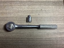 S-K USA 3/8" Dr Knurled Handle Ratchet 45170 & S-K 3/8”-1/4” Reducer 384