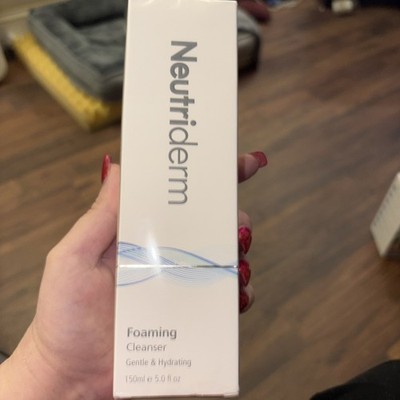 Neutriderm Foaming Cleanser - Gentle and Hydrating New In Sealed Package
