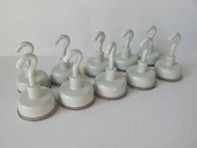 JACKDAW EXPRESS 10 x Ferrite Magnetic Hooks Pull 4kgs Hold 1.5kg Dia25mm Base 7mm H35mm inc base