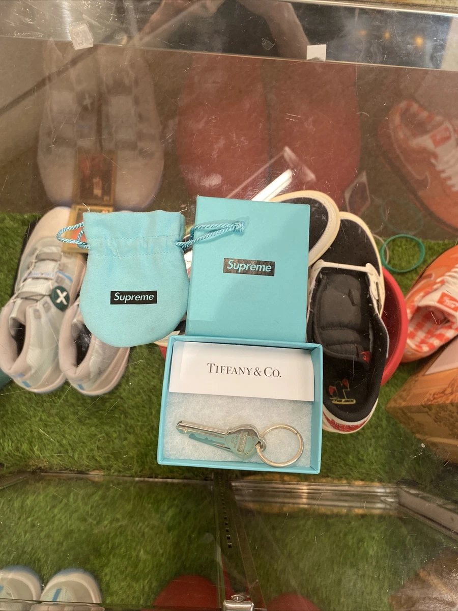 Supreme/Tiffany & Co. Heart knife keychain (Was Put Up As A