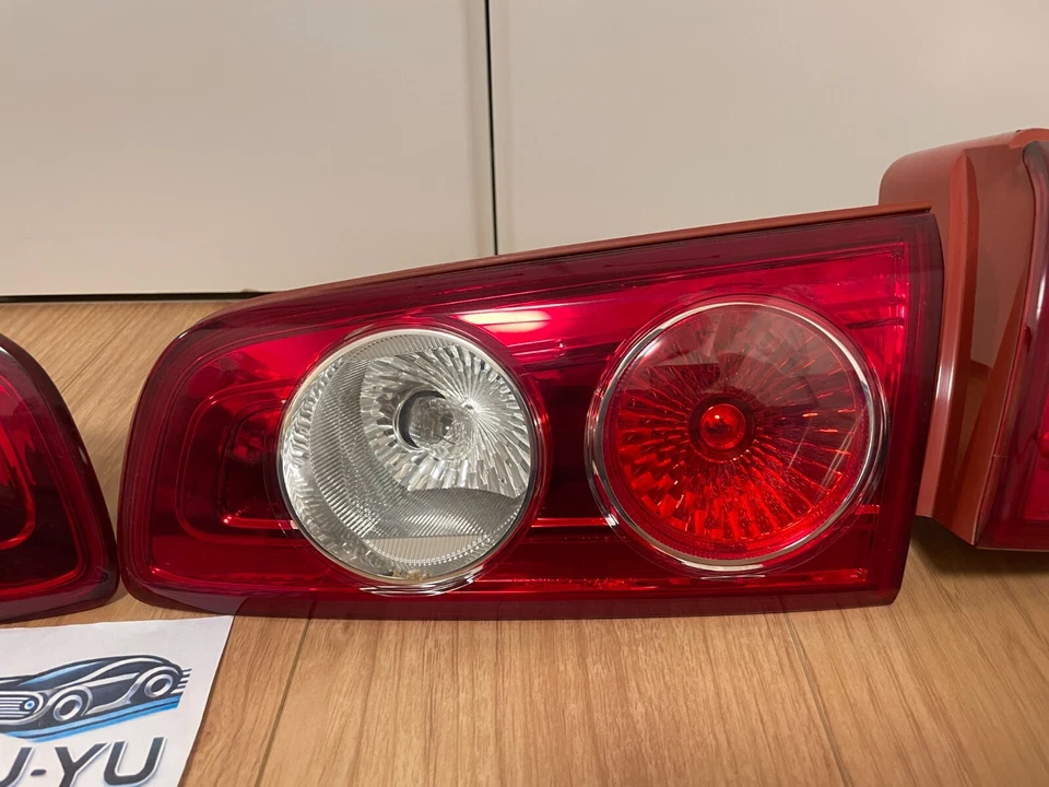 Mazda Genuine Mazda 2 Demio 2002-2007 DY3W DY5W Tail Light Lamp Left Right OEM - Image 4 of 4