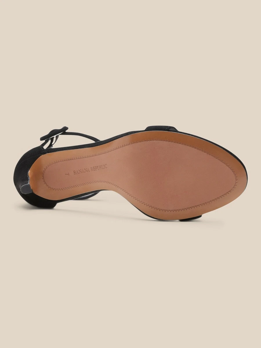 Banana republic hotsell suede heels