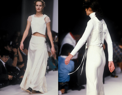 最終価格 Galliano Newspaper Down Vest y2k John Galliano Printed Gazette Camo Puffer Vest Down Jacket size 32