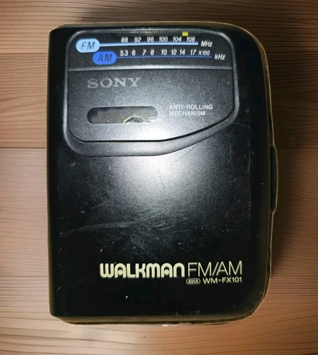 Sony Walkman Vintage WM-FX101  AM/FM Radio Cassette Player  Tested Works