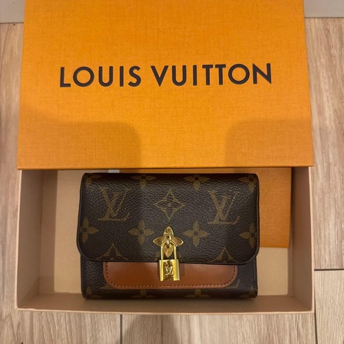 LOUIS VUITTON Monogram Tri-Fold Wallet