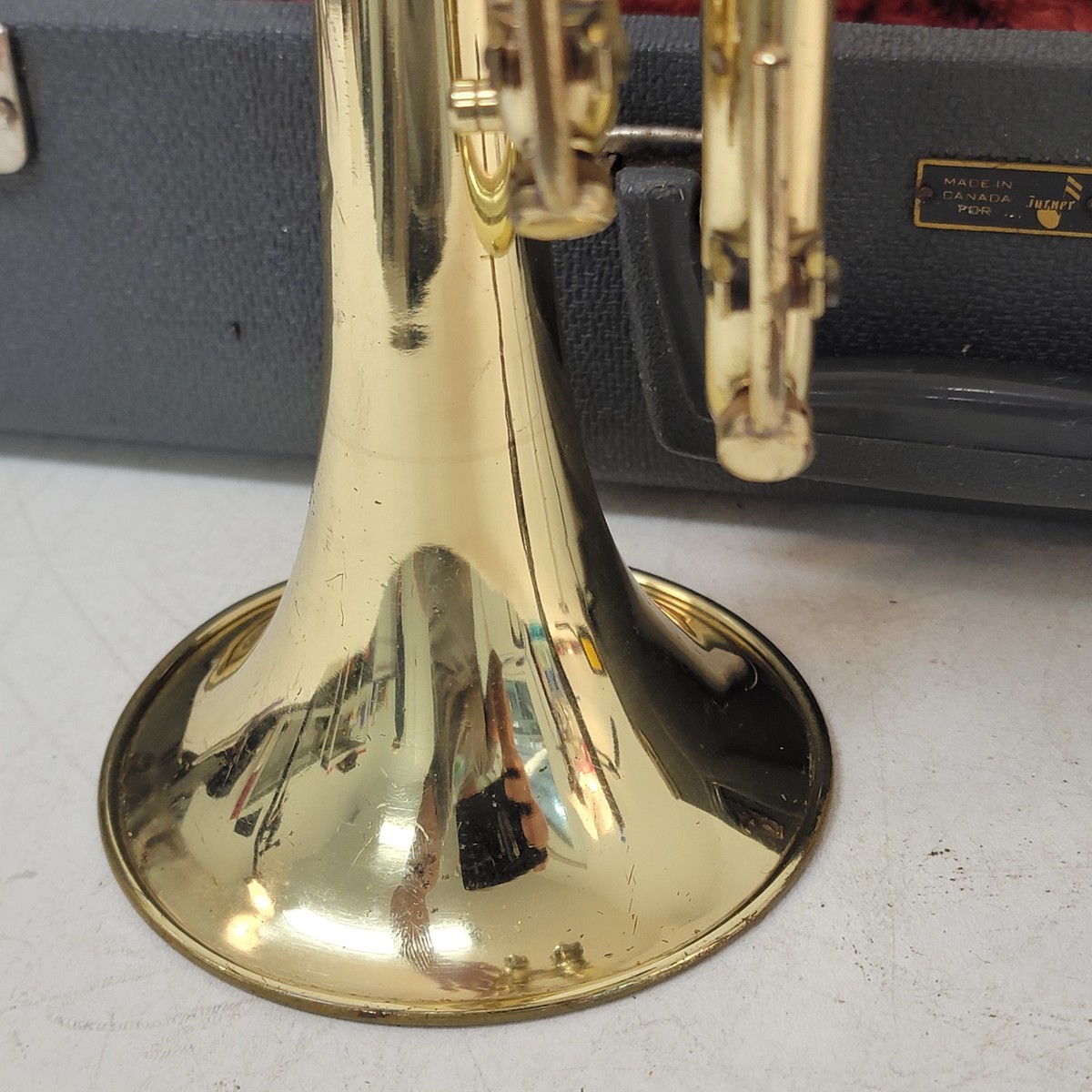 HUTTL Trumpet LINE 800 Trumpet W Case Western Germany Vincent Back