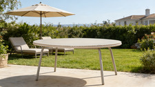 31.5" Round Glass Outdoor Dining Table, Rattan PE Wicker, Off-White