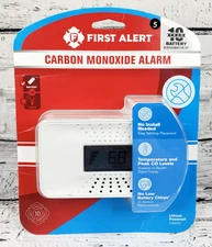 First Alert CO710 Carbon Monoxide Alarm/Detector With 10 Year Battery, New 