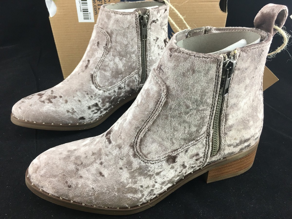 American Eagle Womens Booties Ankle Boots Size Brown Tan Beige