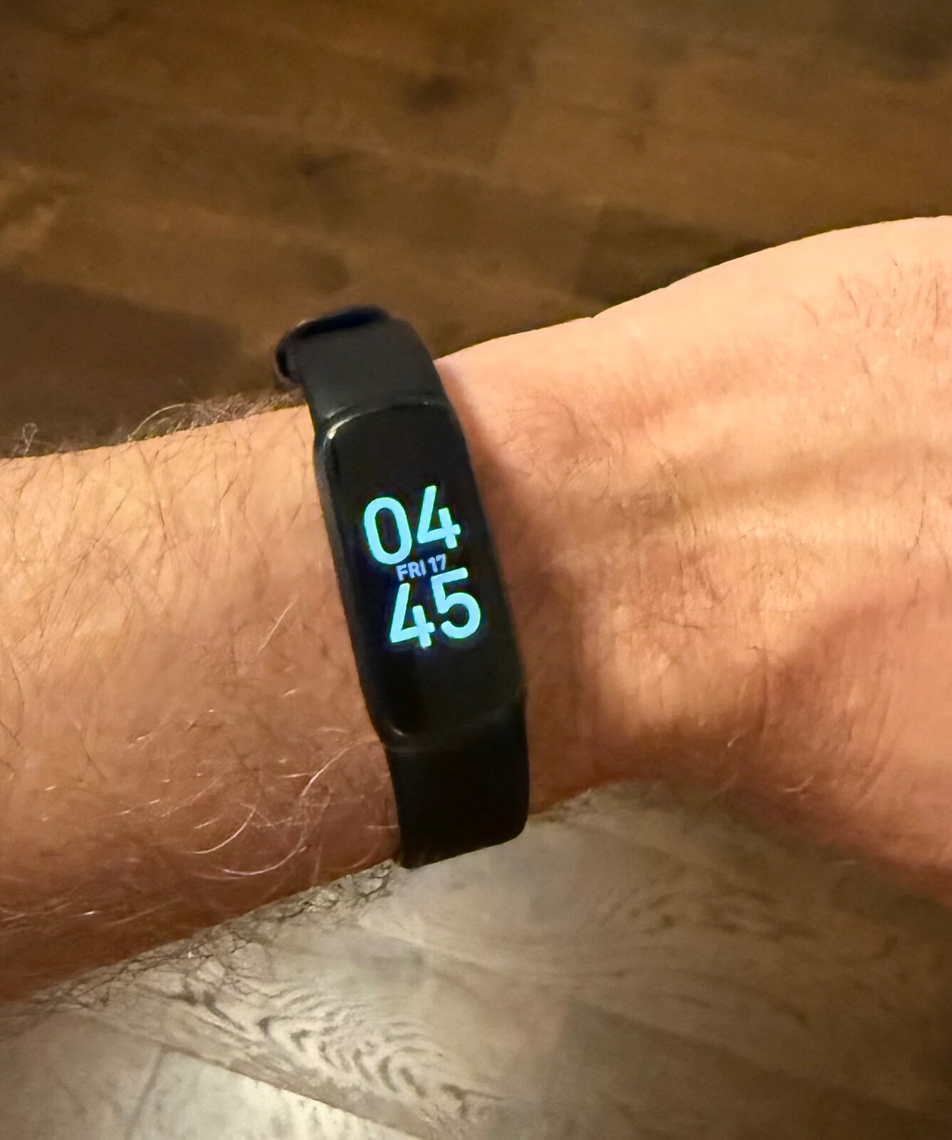 Sleek Fitness Tracker Fitbit Luxe for Active Lifestyles-image