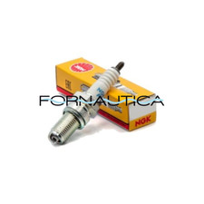 CANDELA NGK MR6K-9 PER MOTORE FUORIBORDO SUZUKI DAL 9.9 AL 30 HP