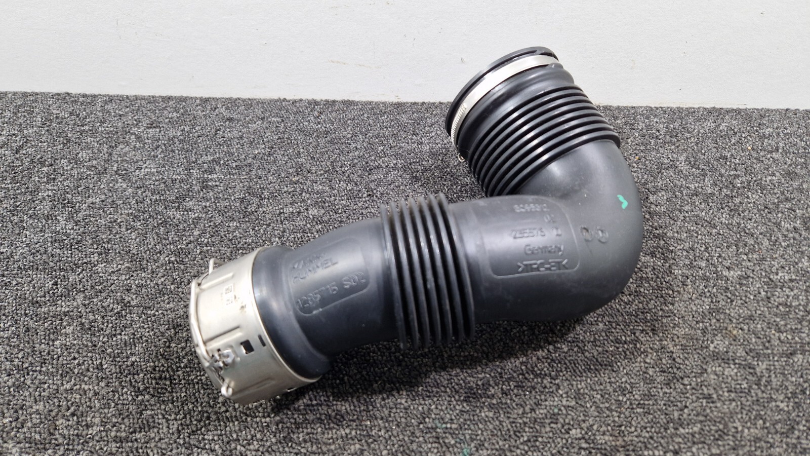 BMW M3 M4 G80 G82 G83 Performance Air Intake Duct Charge Pipe 8095812