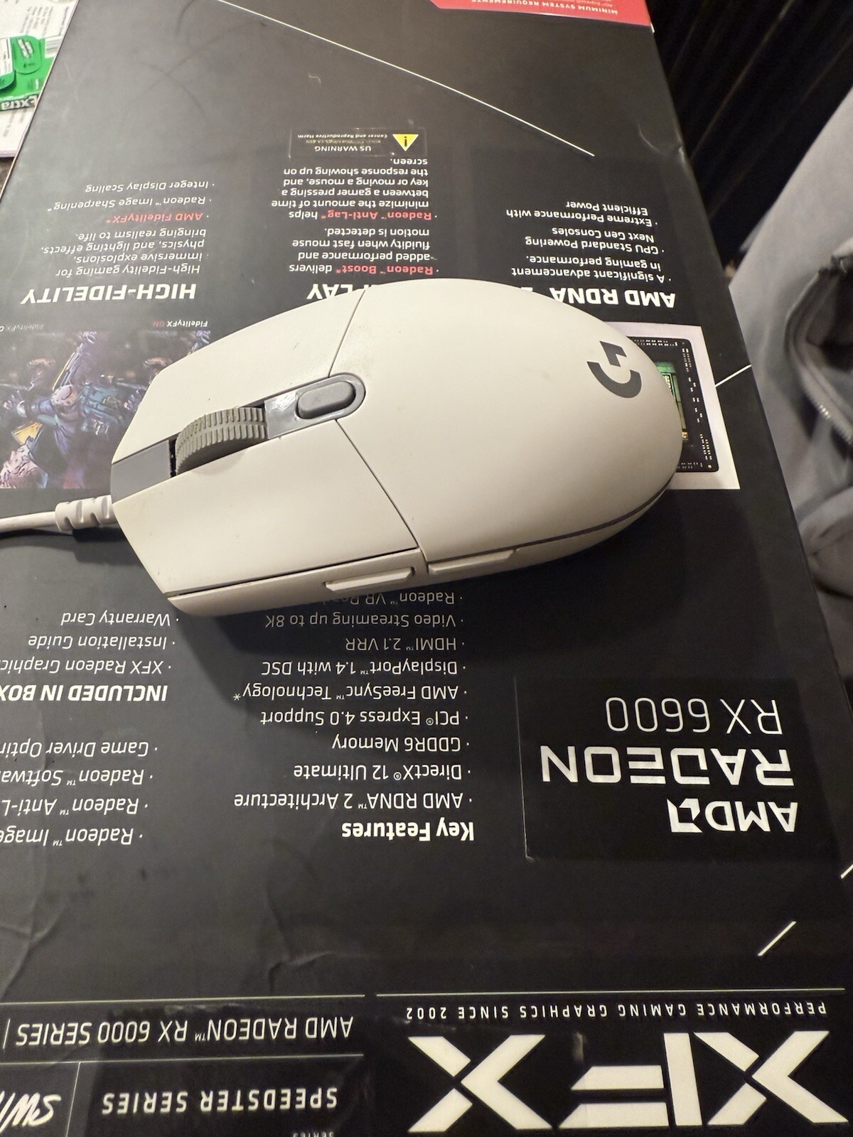 Logitech G203 LIGHTSYNC RGB Gaming Mouse in White