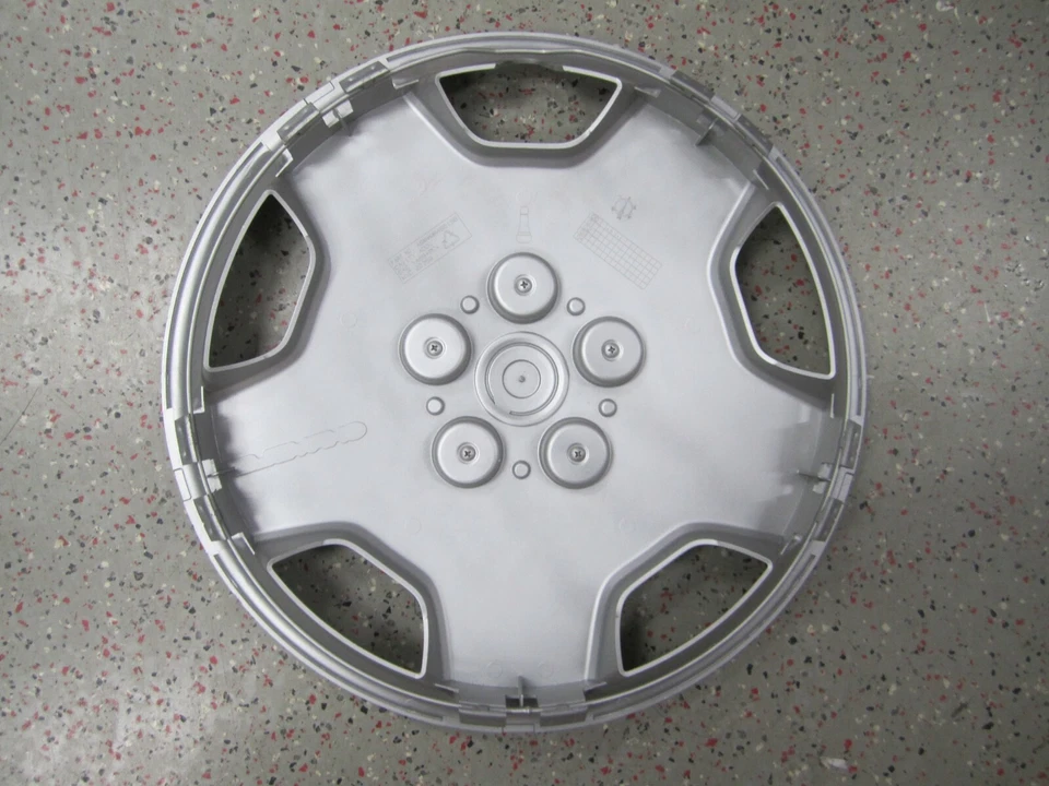 Un (1) tapacubos cubierta rueda Chrysler Sebring 2001-2002 16" OEM MR-455158 549 Foto 2 de 3