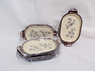 Temptations by tara Floral Lace KFI-XNG-936844 Ramekins Baking Dish w/Lids Set 4