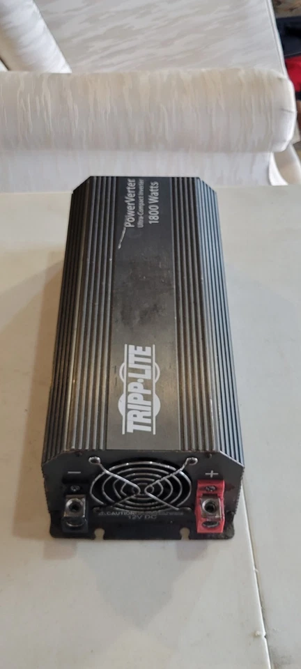 inversor de potencia tripp lite 1800 vatios Foto 2 de 4