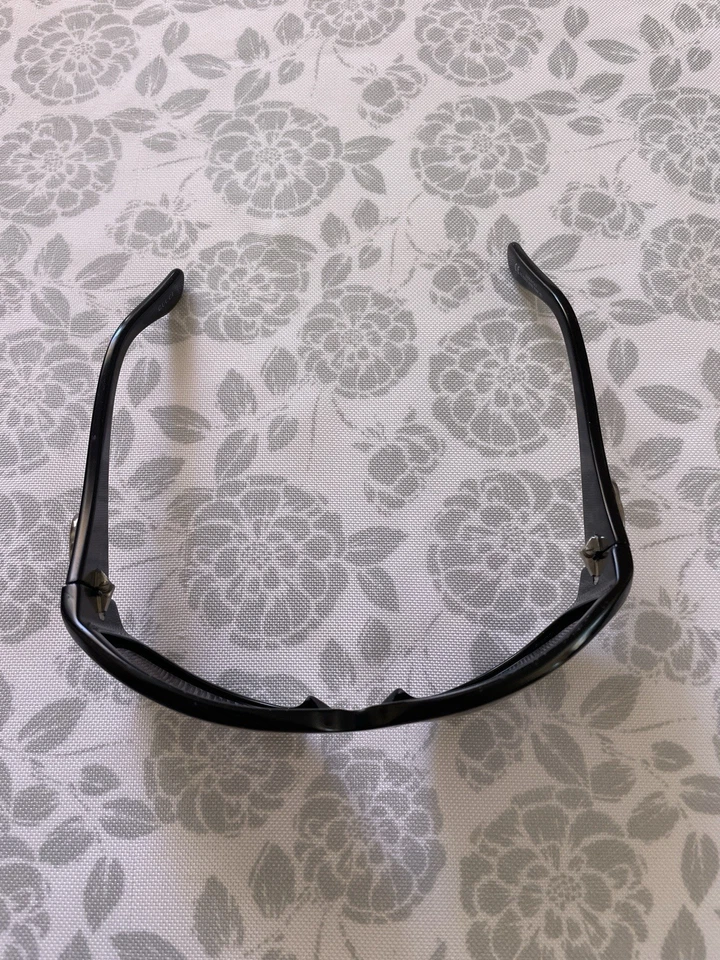 RARE GUCCI Authentic Sunglasses Glasses Black Tint GG 3032/S 807BN 61-16-115 - Image 3 of 4