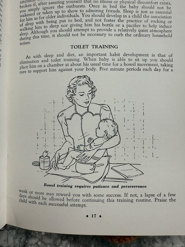 RARE VTG. 1942 Baby's Care Booklet The Milwaukee Health Department - Picture 9 of 10
