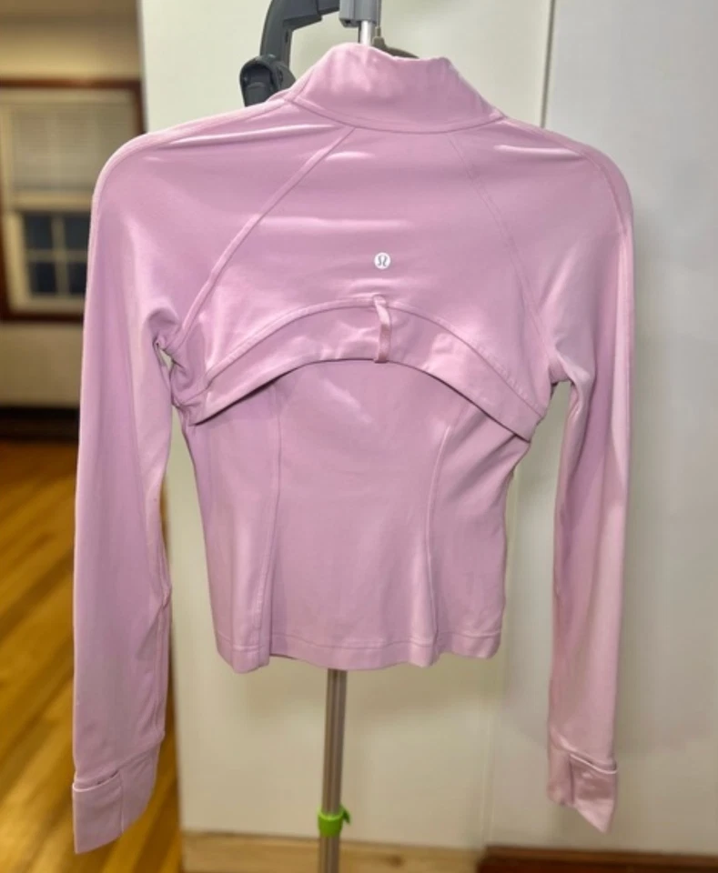 Chaqueta Lululemon Cropped Define *Nulu / Talla 4 / Color Rosa Peonía Foto 3 de 4