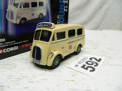 Corgi 1:43 Morris J Ambulance Nottingham City Ambulance Service CC06202