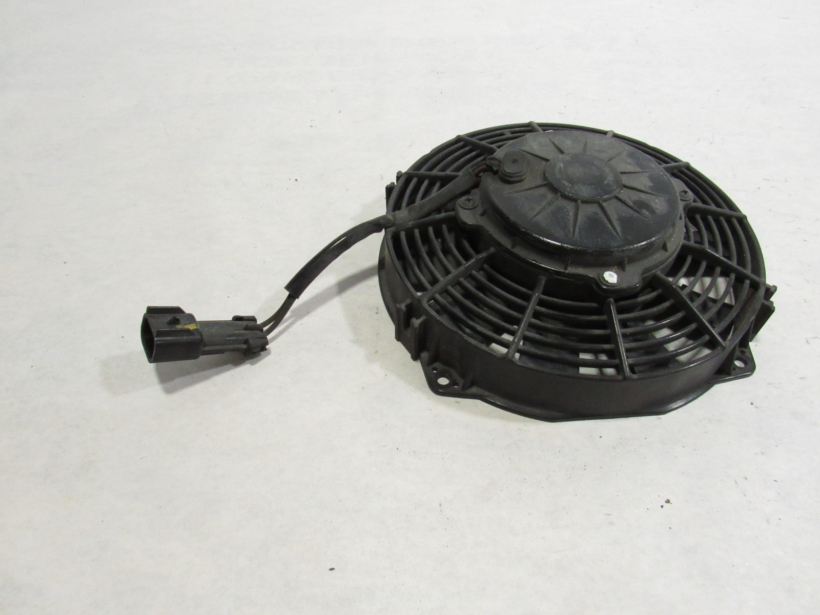 15-19 Ferrari 488 Spider 2017 Right Passenger Intercooler Cooling Fan ;@2