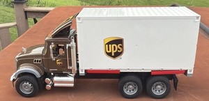 MACK GRANITE VINTAGE UPS TRUCK By BRUDER