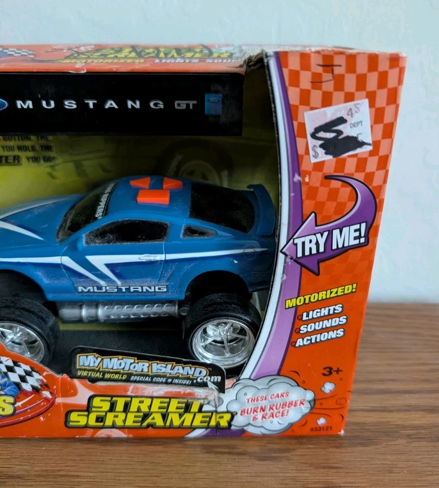 ROAD RIPPERS Blue Mustang GT Lifted Ed. NIB (Batteries Possibly Dead) Rare -2009 - Image 3 of 4