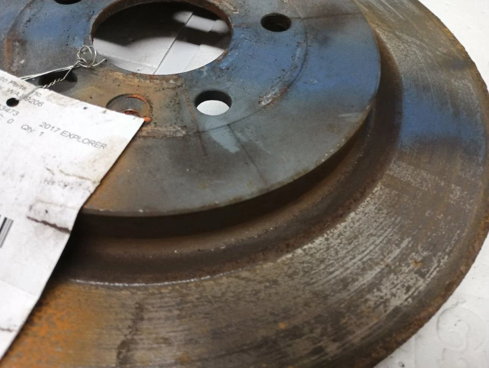 Rear Rotor from 2017 Ford Explorer 11839080 - Image 3 of 4