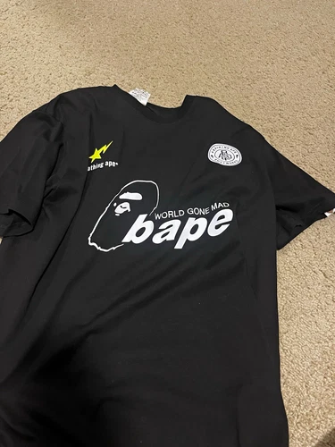 A Bathing Ape BAPE Men's L Black Graphic Logo Crew Neck Short Sleeve T-Shirt