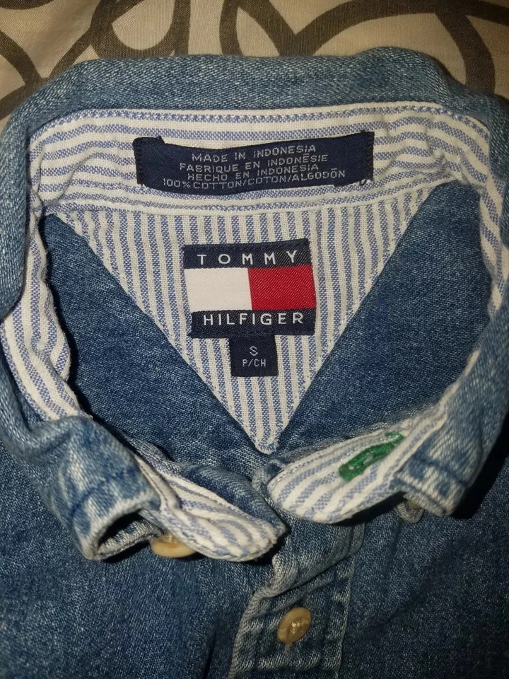 VTG TOMMY HILFIGER Kids Denim Jacket Button Down Size Small EUC - Image 3 of 4