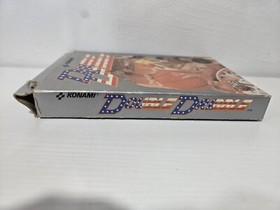 Doble regate (NES, Konami 1987) en caja original con caja aut&eacute;ntica, manual y cartucho