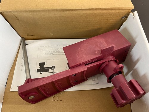 BRADY Universal Ball Valve Lockout pt# 65401 - Picture 7 of 8