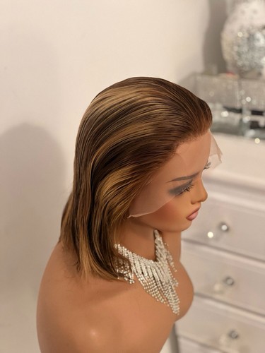 Parrucca capelli umani 100% brasiliani 13x4HD pizzo corto 12 pollici 180% Dens Style Me Unit 14 - Foto 6 di 8