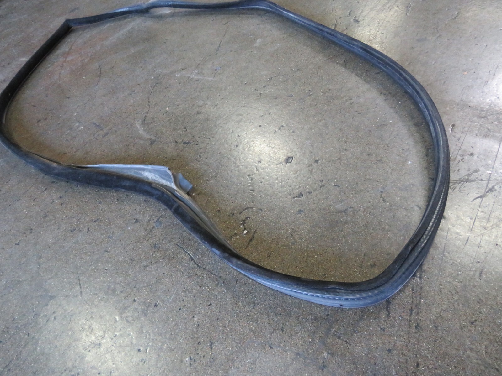 Ferrari 575, 550, RH, Right, Body Moulding, Used, P/N 64740000