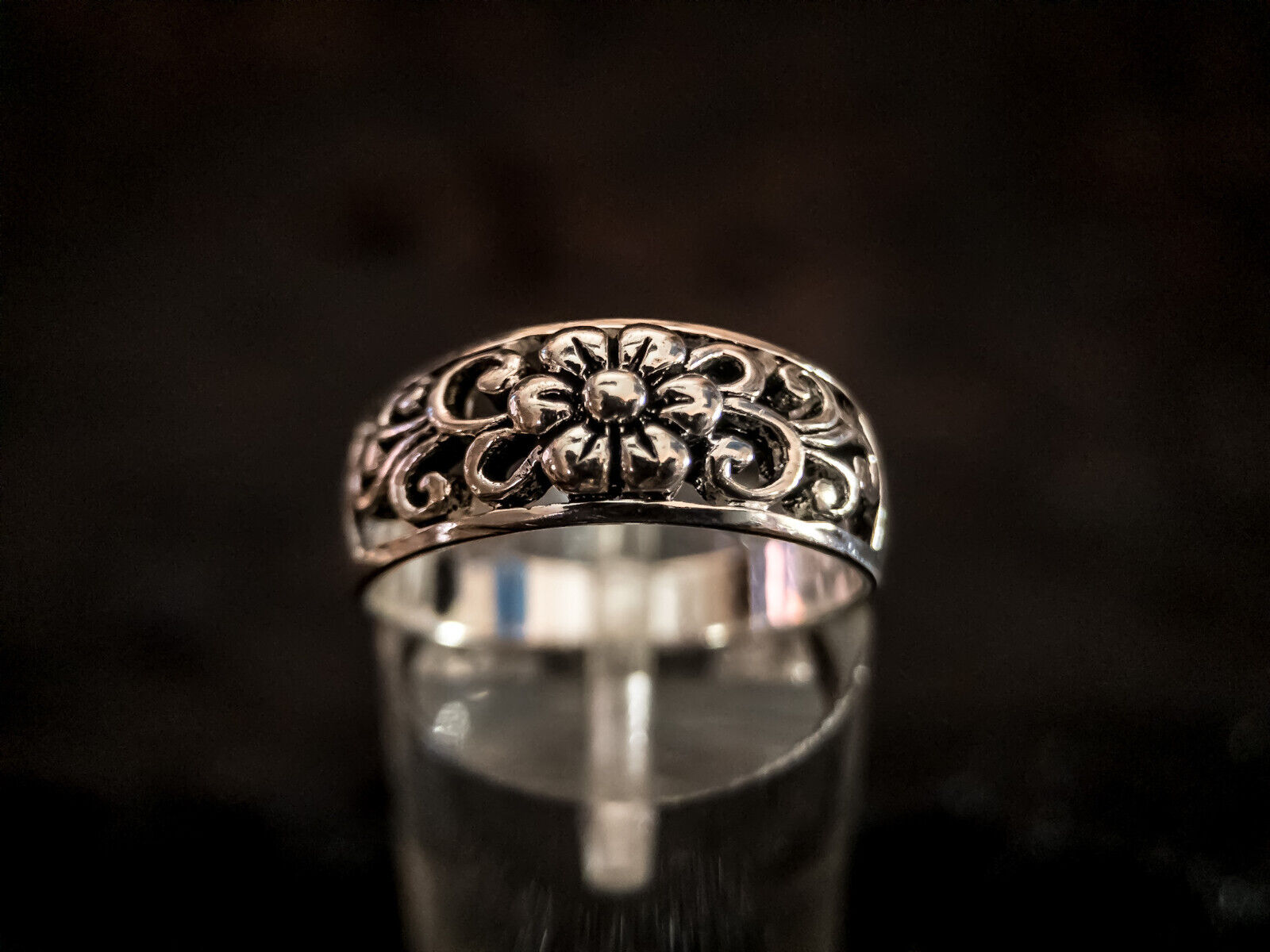 Sterling Silver Ring with Vines & Flower Motif - image 6
