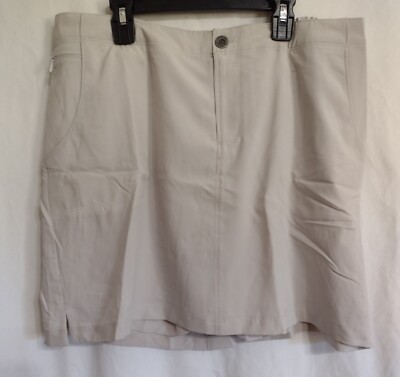 White Sierra Women's West Loop Trail Skort Size LG See Measurements Below NWT