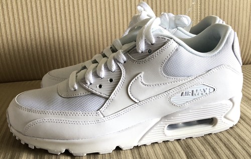 air max 90 essential triple white